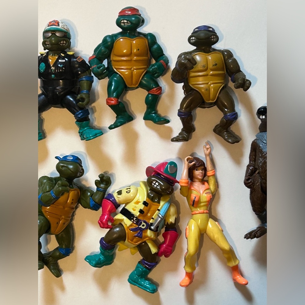 Vintage Lot of 10 TMNT Teenage Mutant Ninja Turtles Action Figures 80s and 90s - Picture 5 of 8